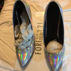 Silver shoes wore only once neat condition